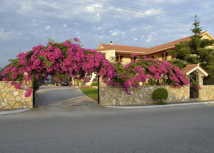 Lefki *