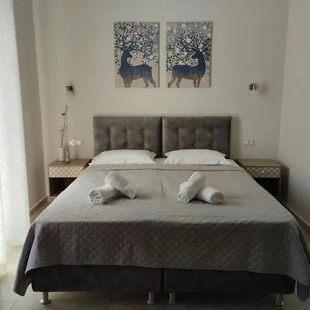 Lefki Apartment *