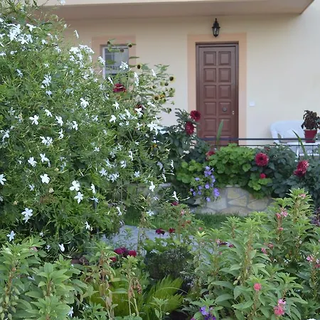 Lefki Apartment